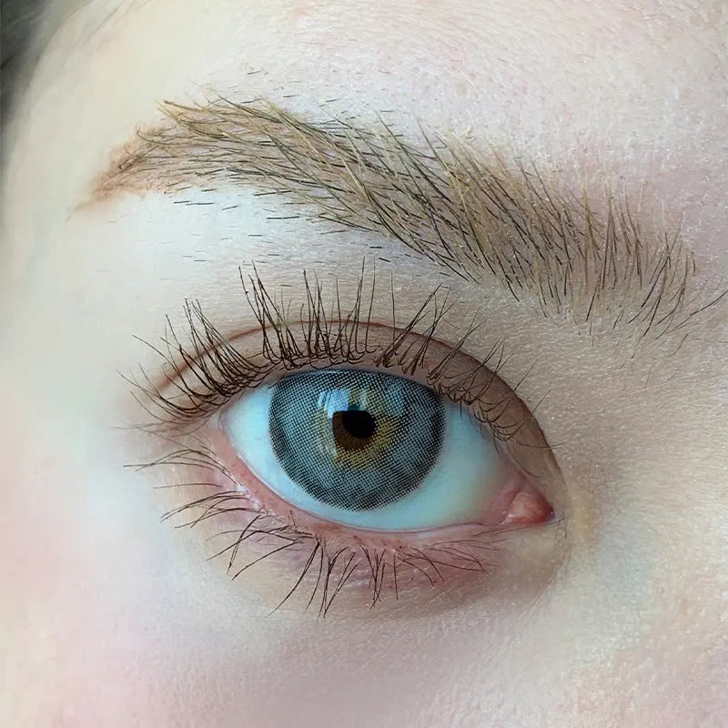 Lente De Contato Anual - Siri Gray (Pupila Reduzida)